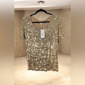 MICHAEL KORS SIZE M Moda Gold Sequin Short Sleeve Top